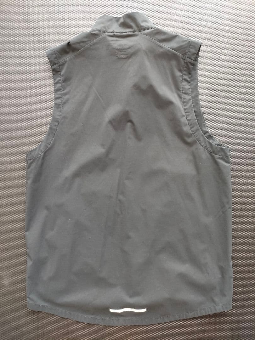 NIKE PRO ELITE RUNNING SHIELD ベスト XLサイズ黒