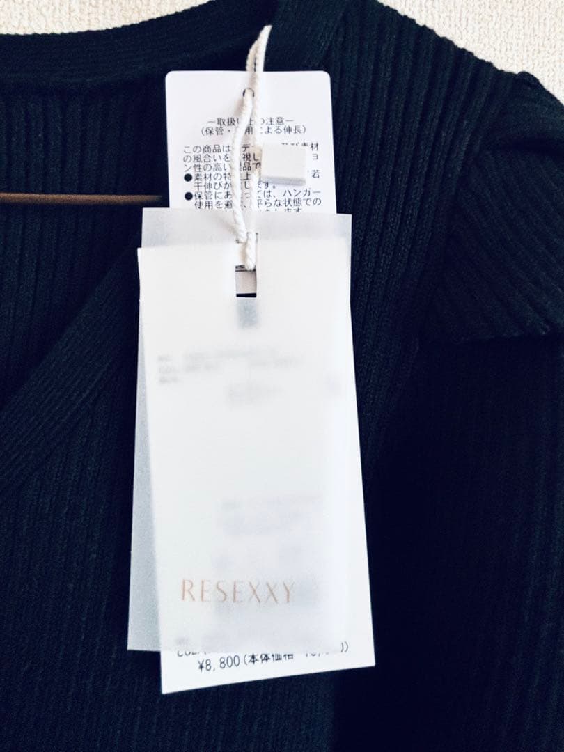 【送料無料】【新品タグあり】RESEXXY ゴールドボタンタイトニットワンピース