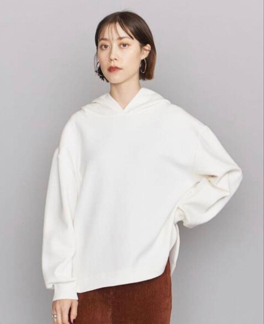新品♡ BEAUTY&YOUTH ユナイテッドアローズ　ダンボール プルオーバー