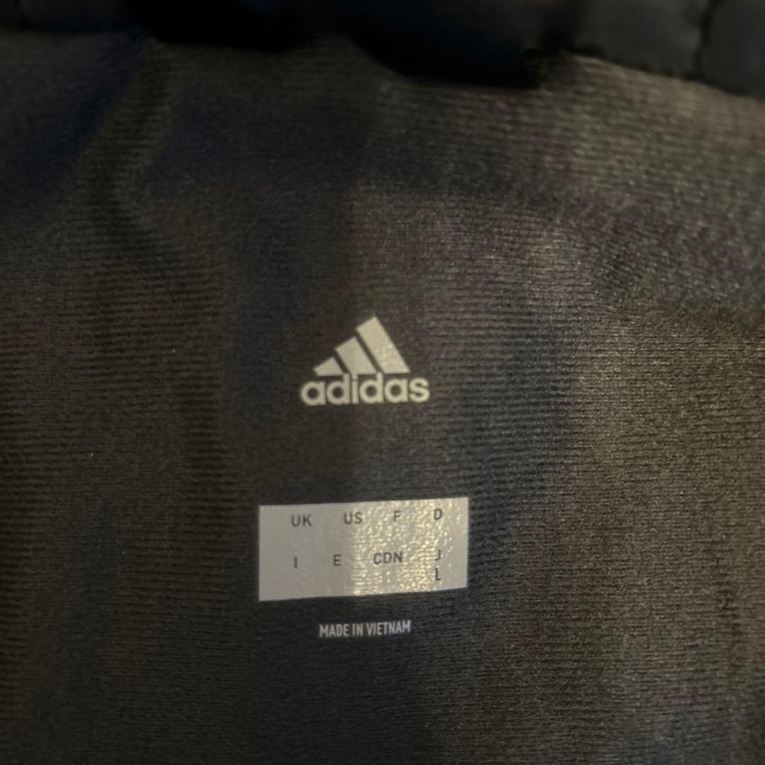 adidas フード付きロングベンチコート　グレー