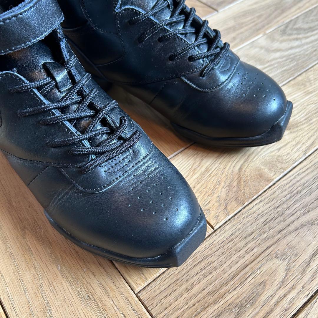 美品 CAPEZIO カペジオ ダンススニーカー DANSNEAKER 黒 靴