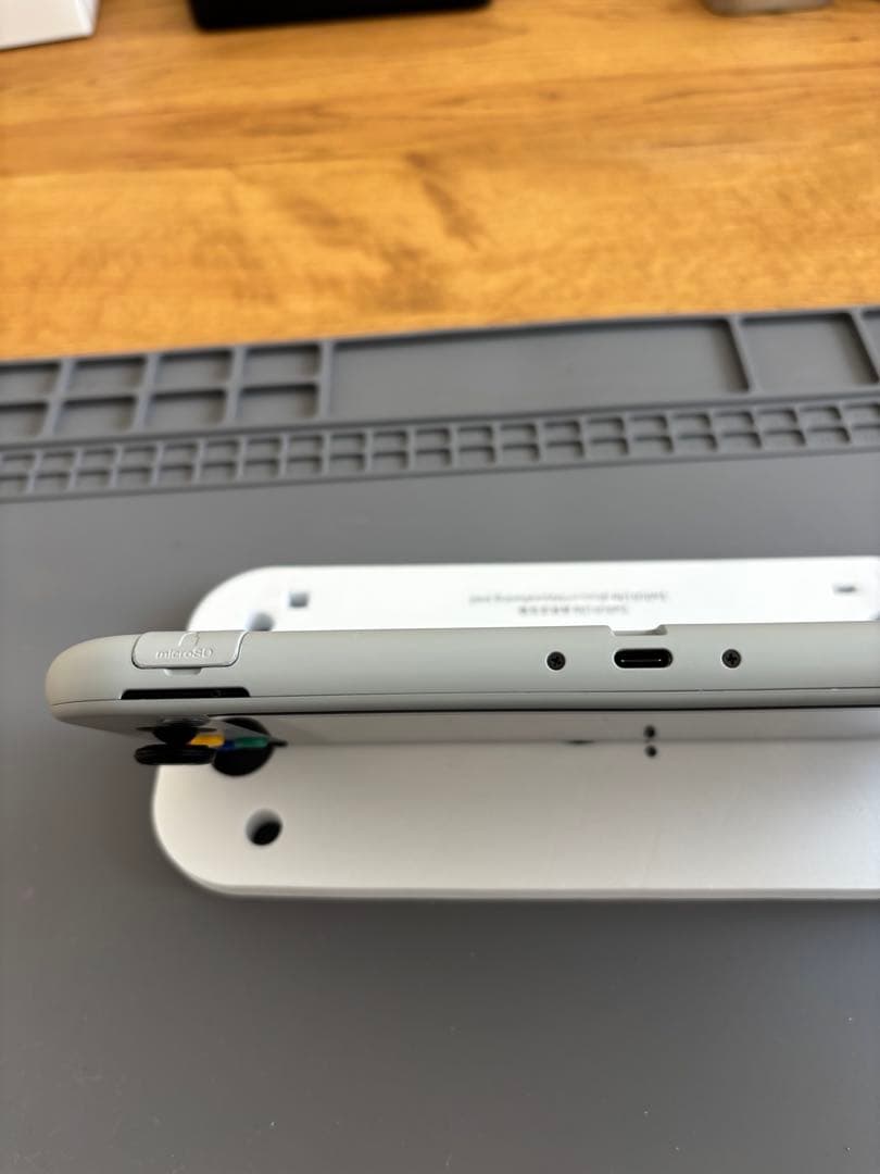 Nintendo Switch Lite本体　カスタム品　外装：スーファミ仕様