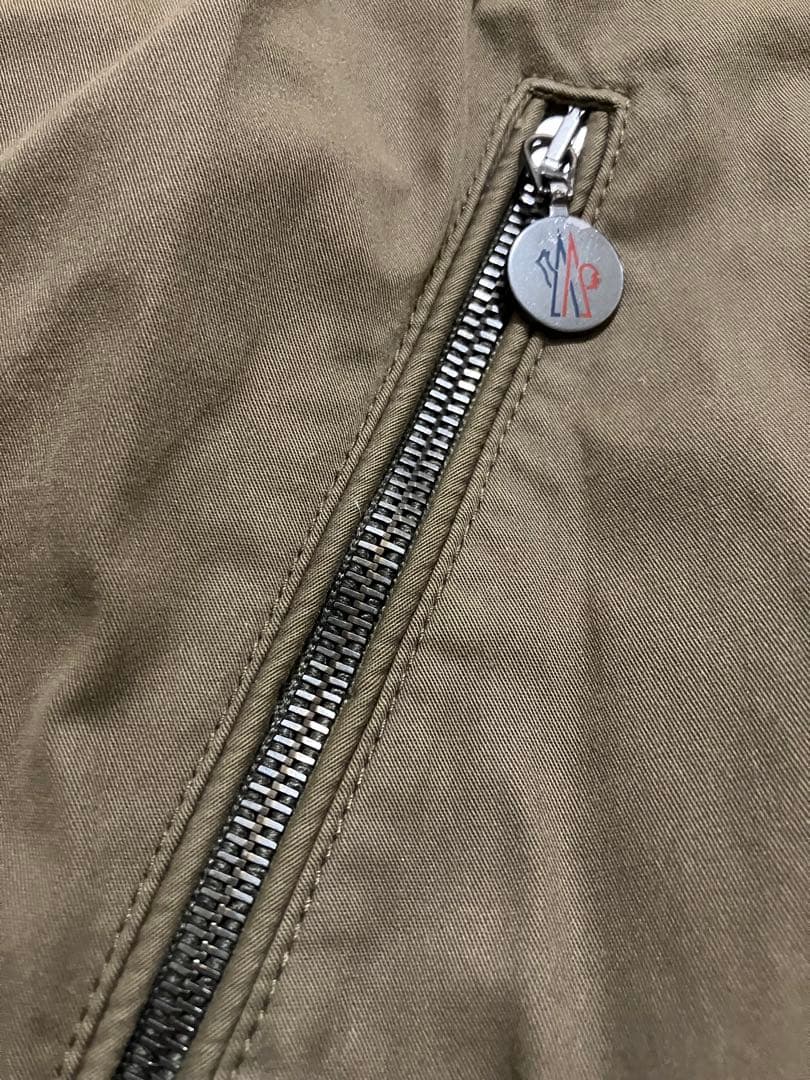 Moncler モンクレール　モモンガ型フード付きコットンジャケット