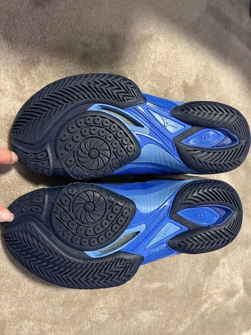 新品　ミズノ WAVE CLAW NEO2 24cm バドミントンシューズ