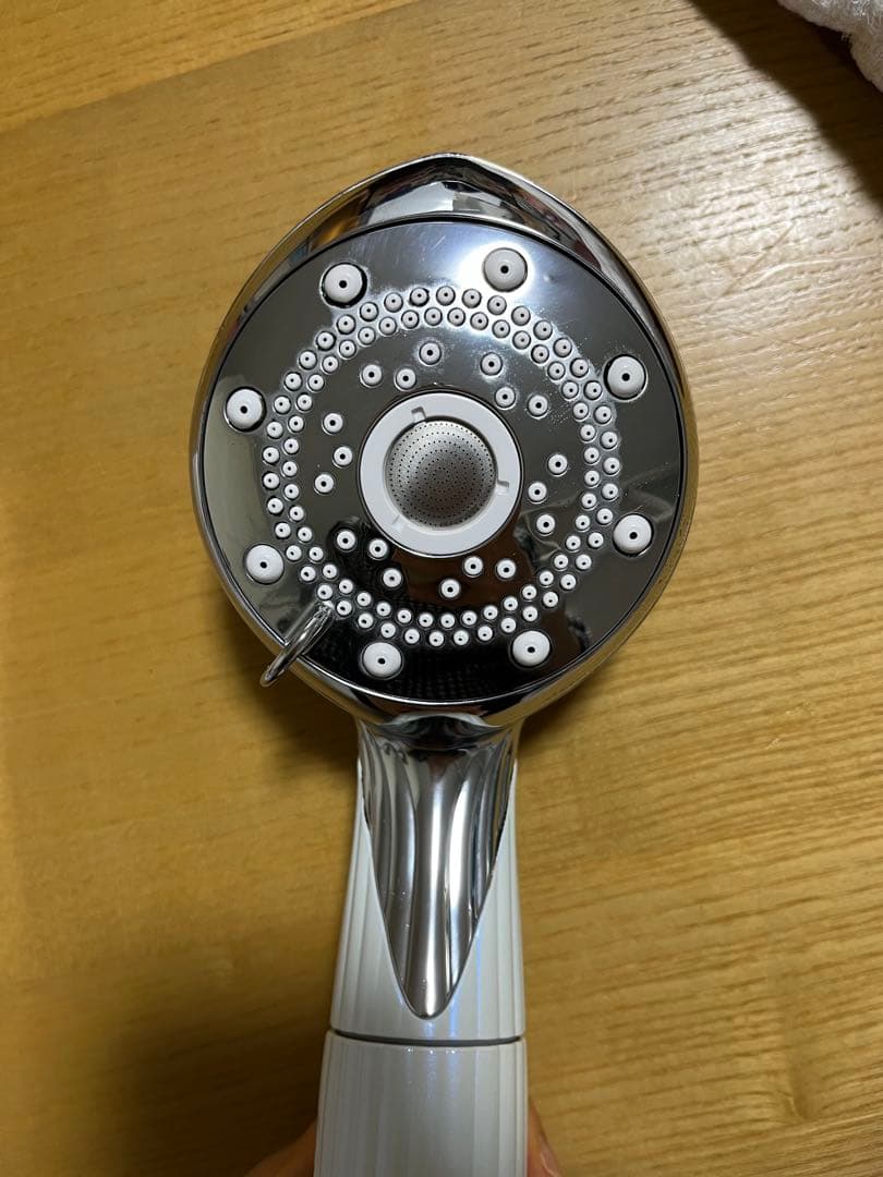 岡下さま専用　正規品　リファ　塩素低減ミクロバブルシャワーヘッド　ReFa