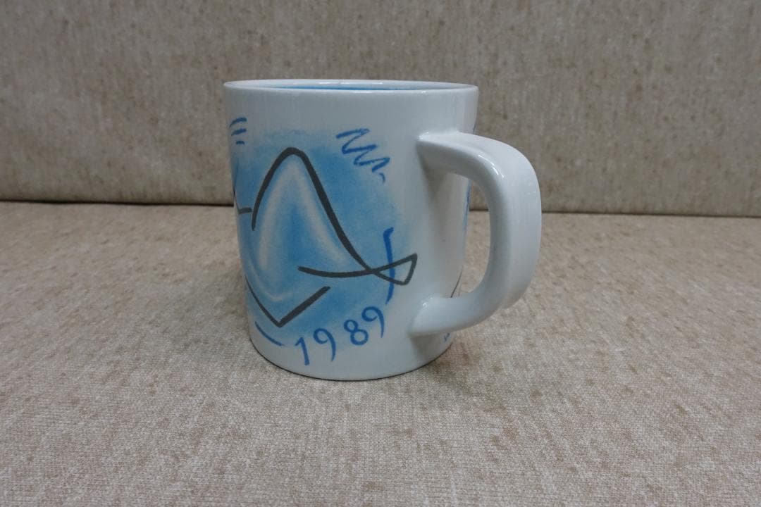 １９８９年 ロイヤルコペンハーゲン マグカップ Small サイズ
