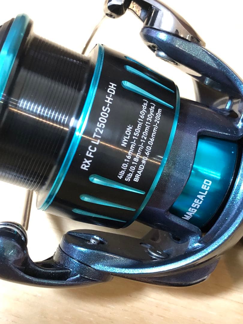 Daiwa 23エメラルダス リールRX FC LT2500S-H-DH