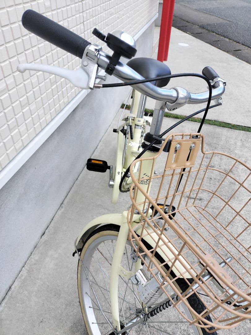 【直接受渡し限定・佐賀県】子供用自転車 20インチ　クリーム色　白色