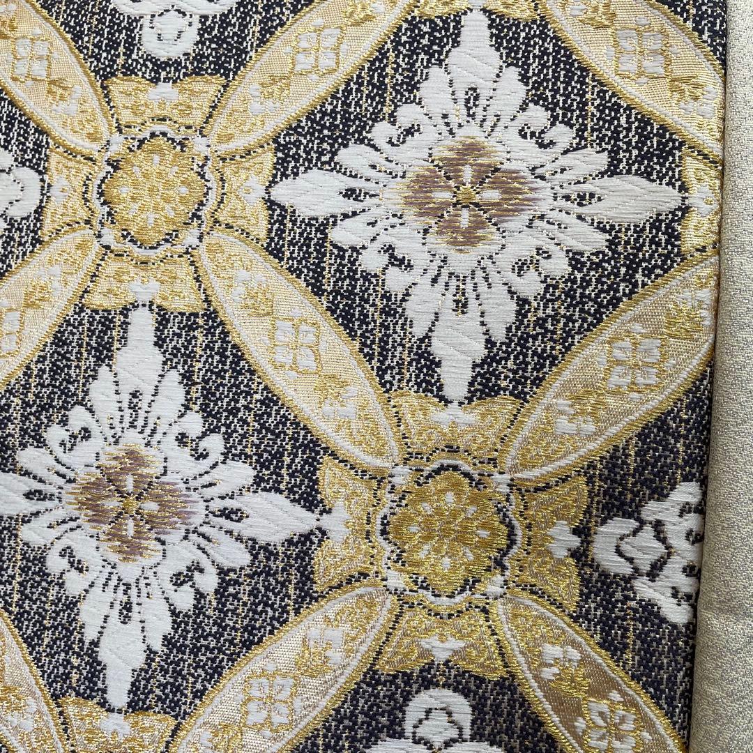 ☆2645 SALE❣️✨西陣帯地使用✨大容量手提げバッグ　新品