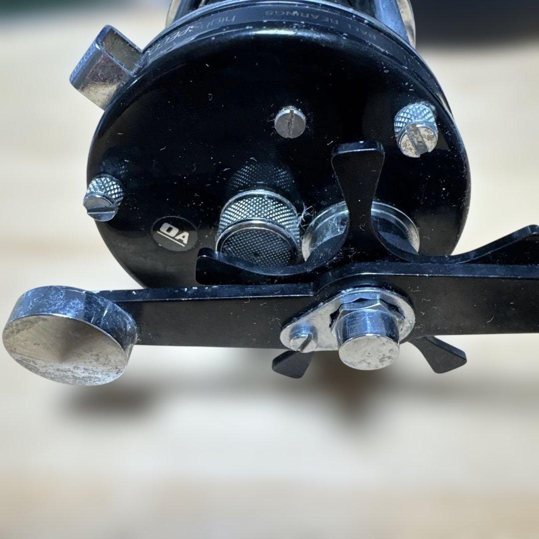Abu Garcia Ambassadeur 7000C 両軸リール