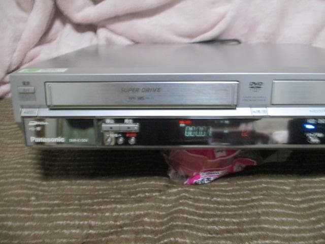 Panasonic DMR-E150V DVDレコーダー