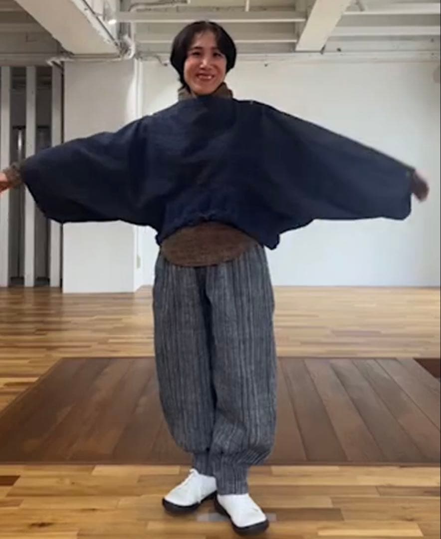 うさとの服  usaato ヘンプコットン 藍染め マルチウェイトップス 美品
