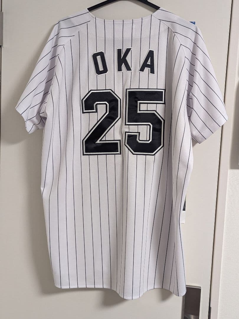 岡大海#25 千葉ロッテマリーンズユニフォーム