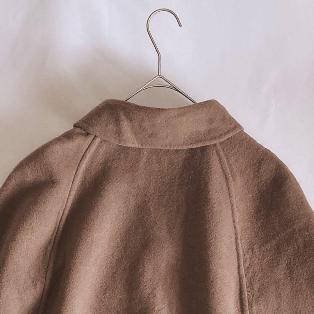 美品 ブルーレーベルクレストブリッジ ファー付きリバーシブルポンチョ 38