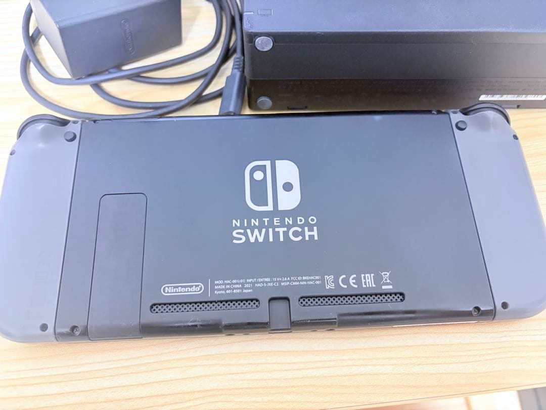 Nintendo Switch 本体 + ACアダプター/Switch ブラック