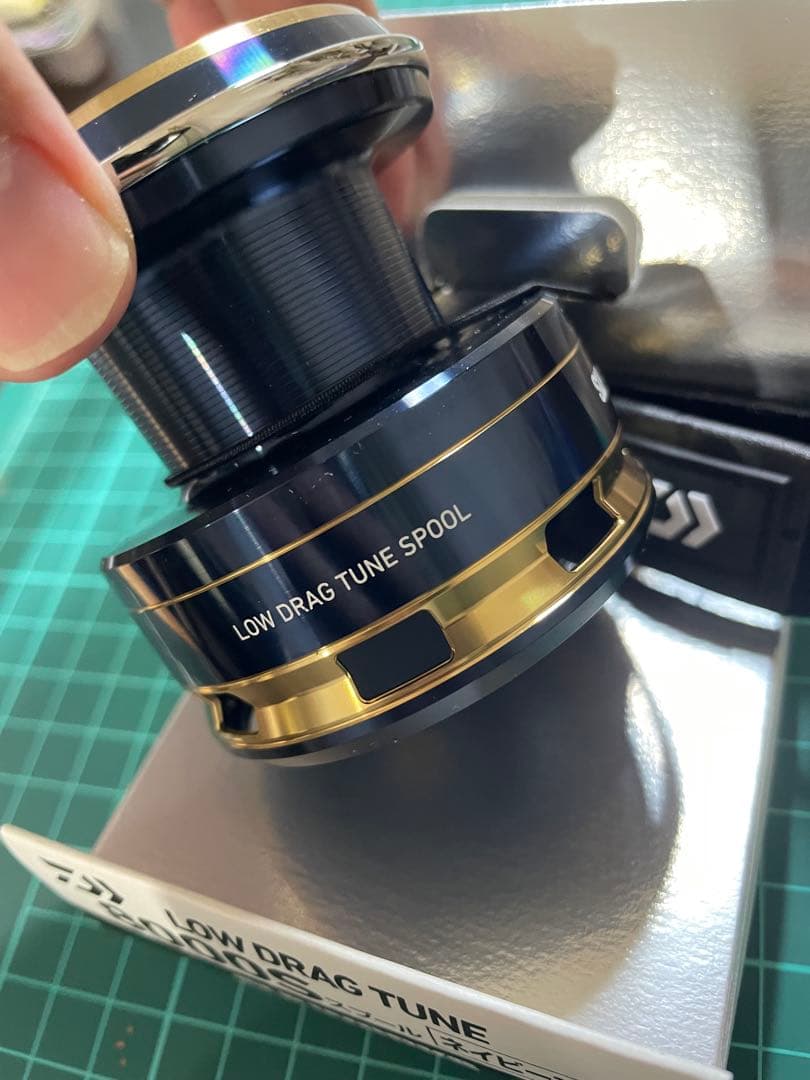 新品未使用ソルティガ☆セルテート☆SLPW LOW DRAG TUNEスプール☆