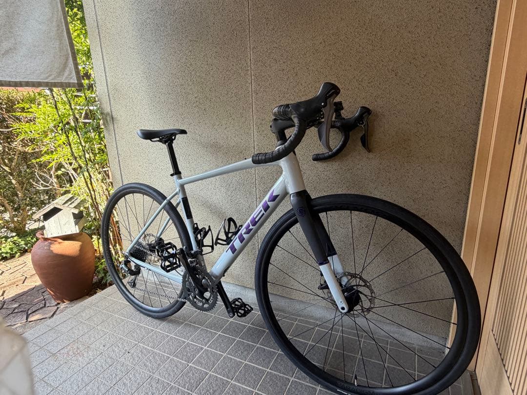 自転車本体 TREK Domane AL 2 Gen4