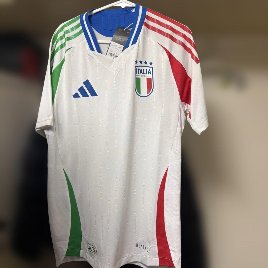 adidas ITALIA シャツ ホワイト　オーセンティック 値下げ⭕️