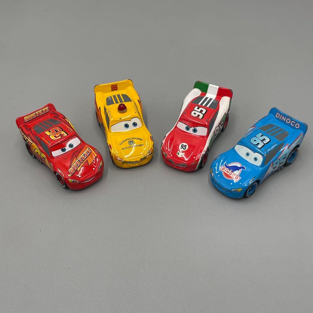 トミカ　カーズ　12台セット