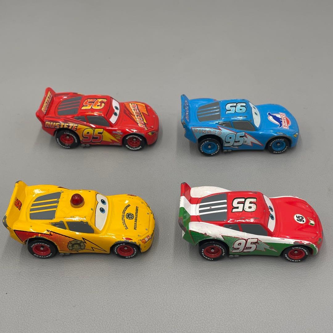 トミカ　カーズ　12台セット