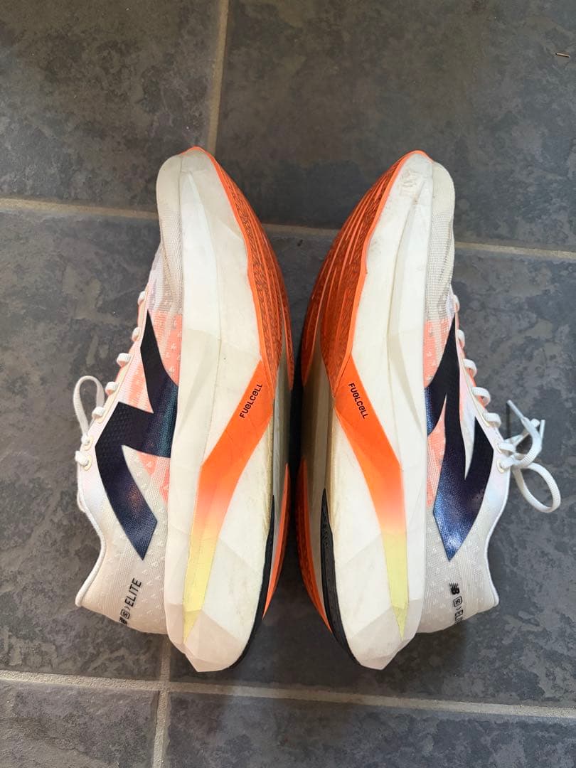 スパイク・シューズ New Balance FuelCell SuperComp Elite v4