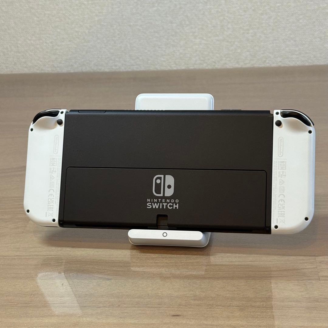 7-135【美品】Switch 本体 有機EL Joy-Con ホワイト 箱付き
