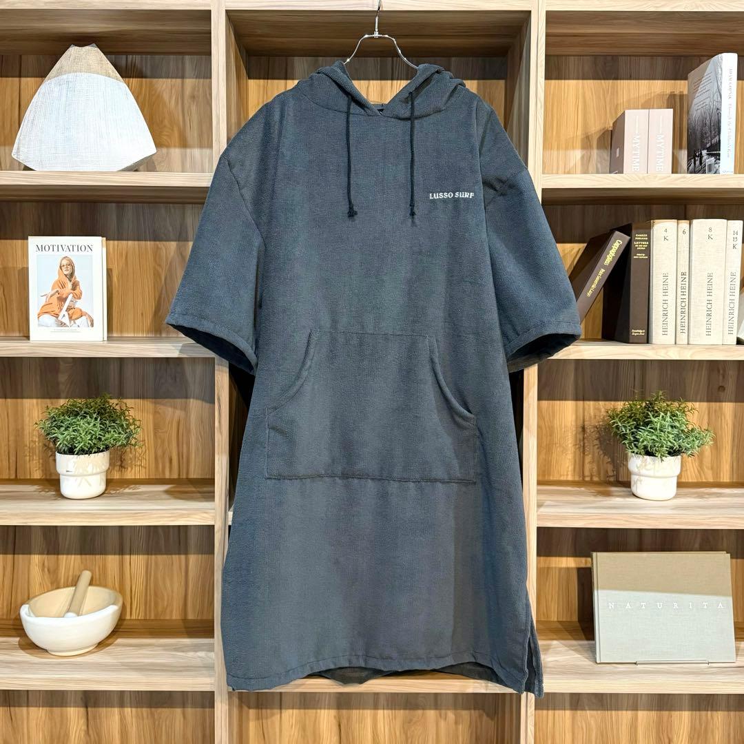 秋冬のサーフィンに☆LUSSO SURF お着替えポンチョ　グレー⭐︎送料込み