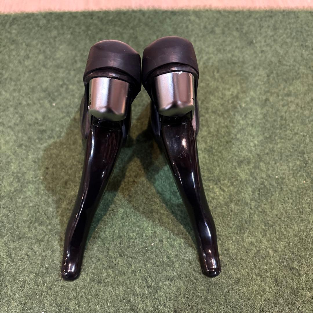 Shimano 105 シフター・レバー ブラック/シルバー
