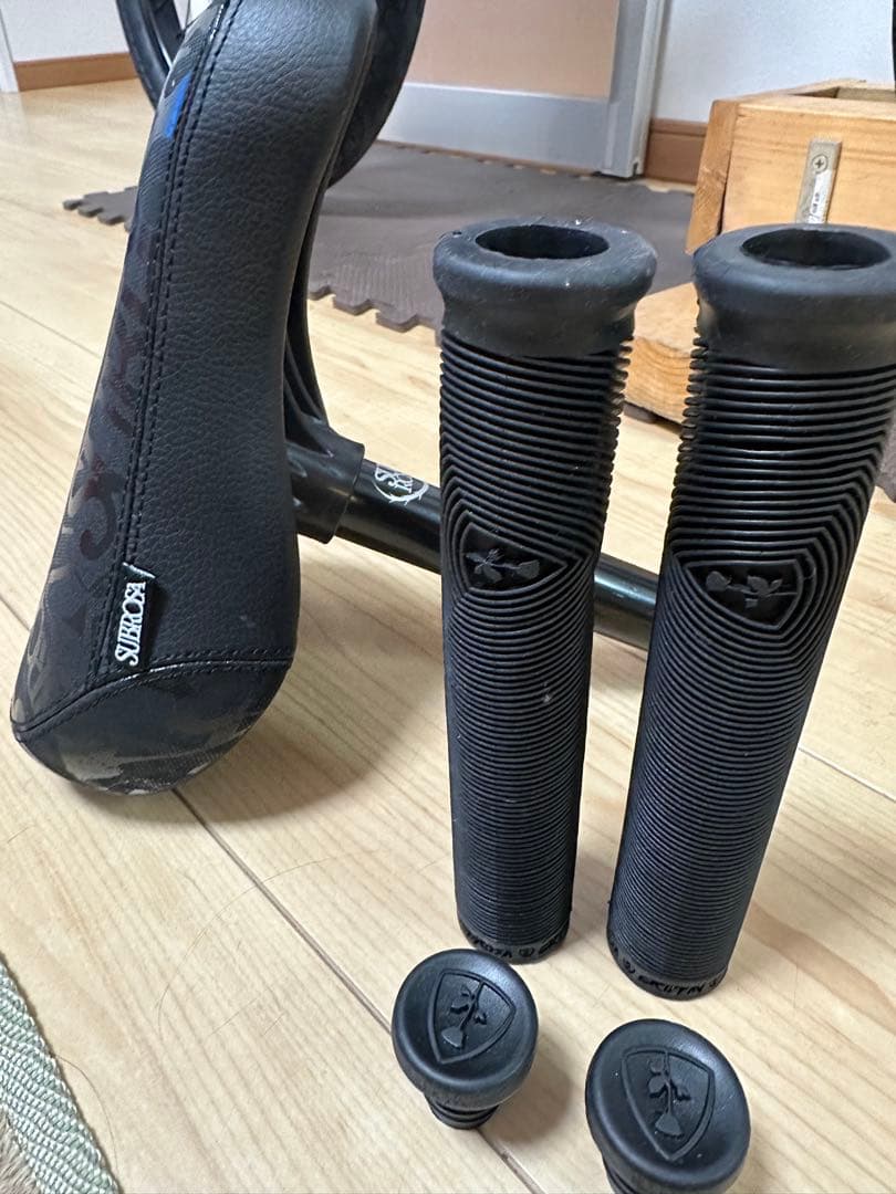SUBROSA BMX18インチ 青