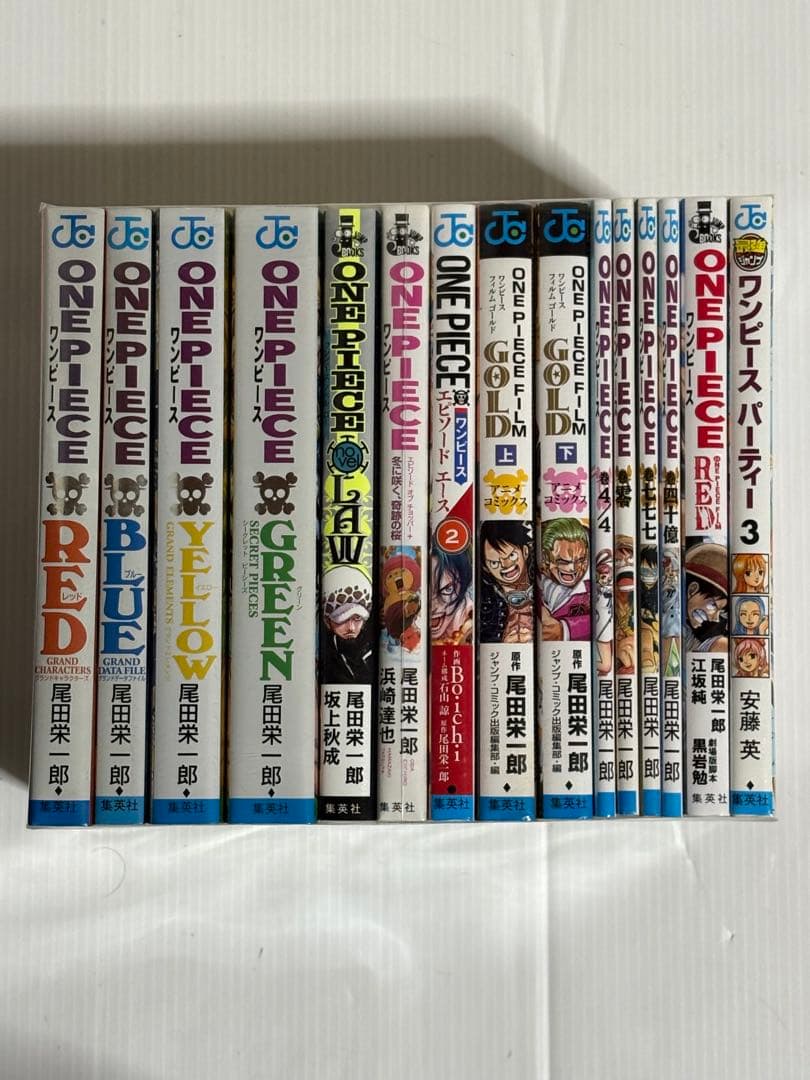 ONE PIECE 全巻セット＋関連本多数 おまけ付き まとめ売り