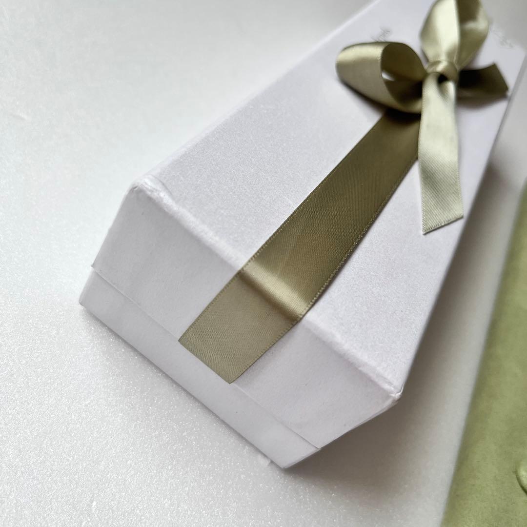 Van Cleef & Arpels 時計 ブレスレット ケース 空箱