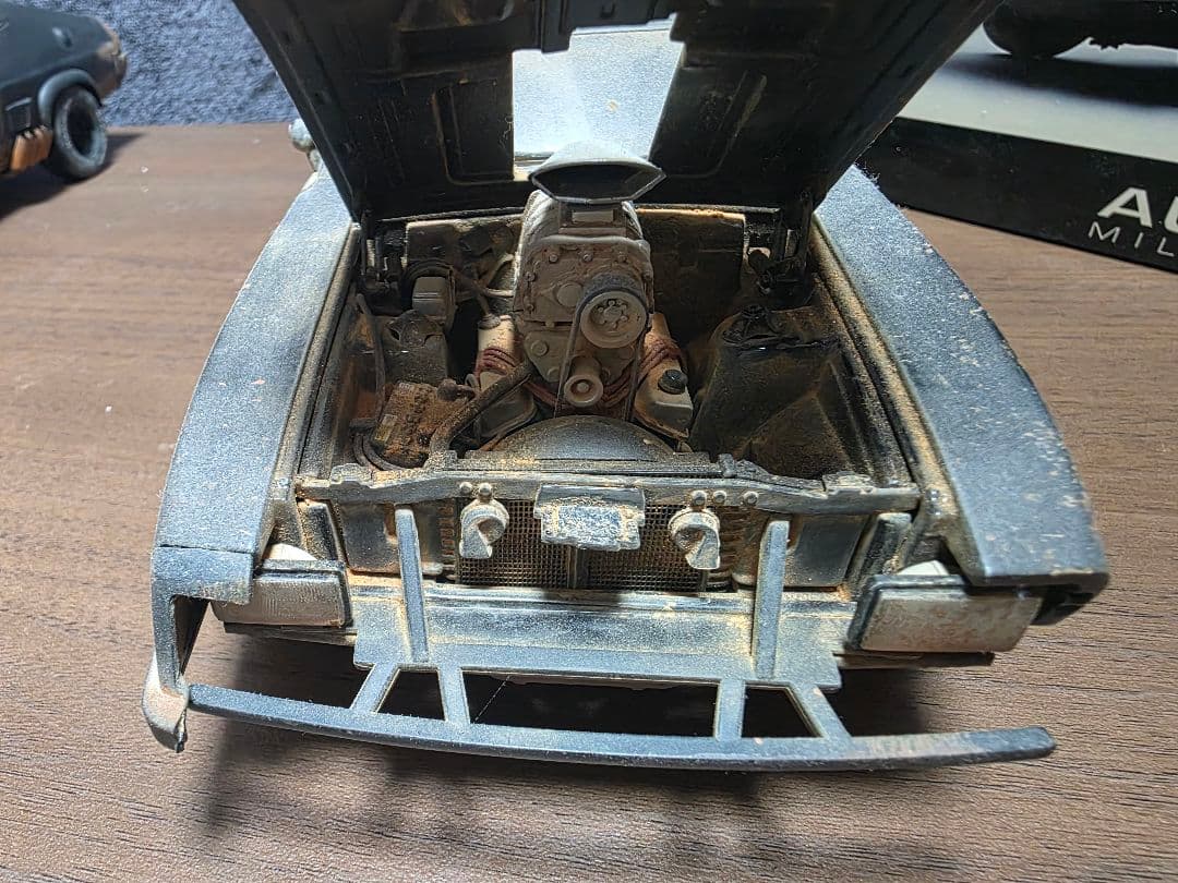 AUTOart製 1/18 THE ROAD WARRIOR エイジング加工品
