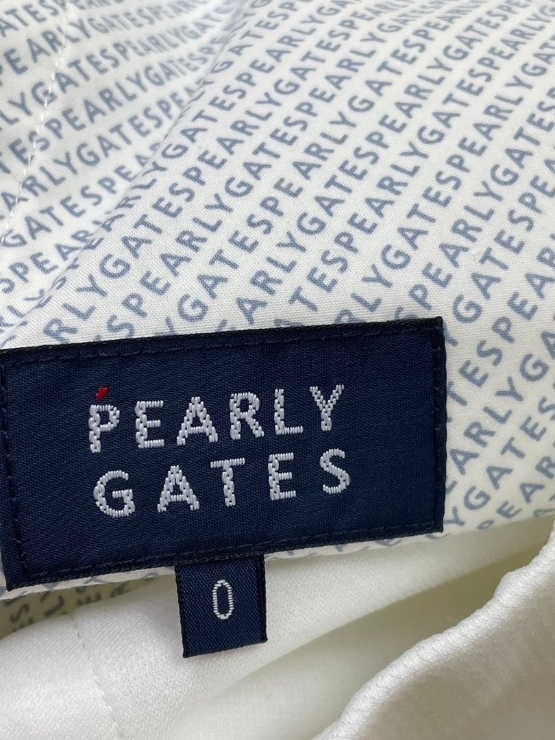未使用級　PEARLY GATES ホワイトショートパンツ　春夏ゴルフ
