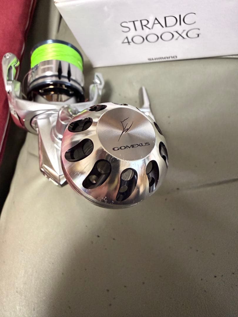 19ストラディック4000XG スピニングリール