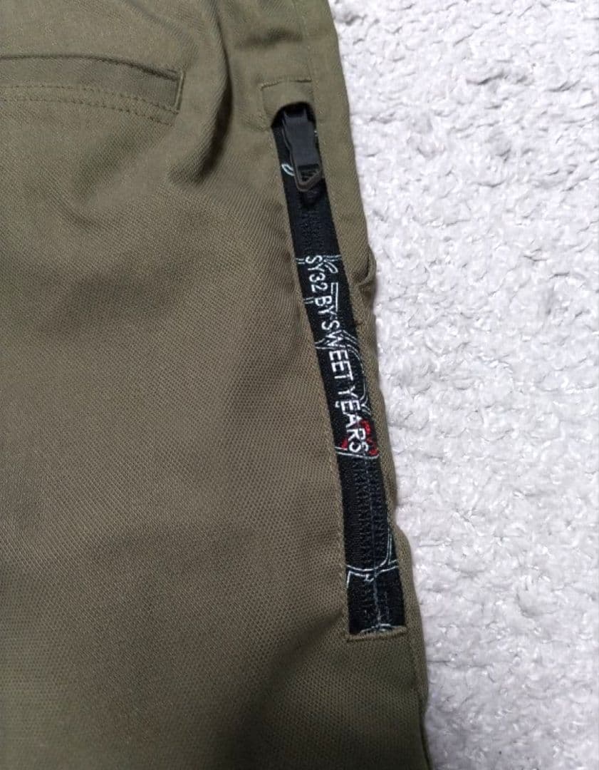 SY32ゴルフ ストレッチ　ハーフパンツ　カーキ