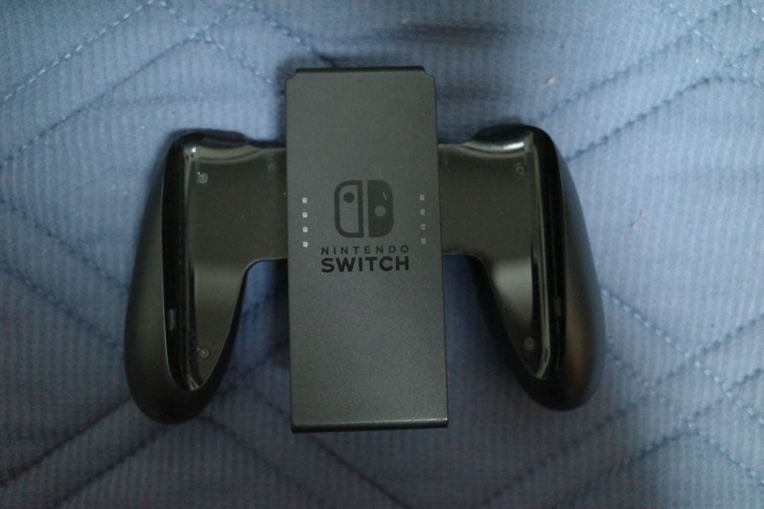 【美品・初期化済】Nintendo Switch 本体＋付属品