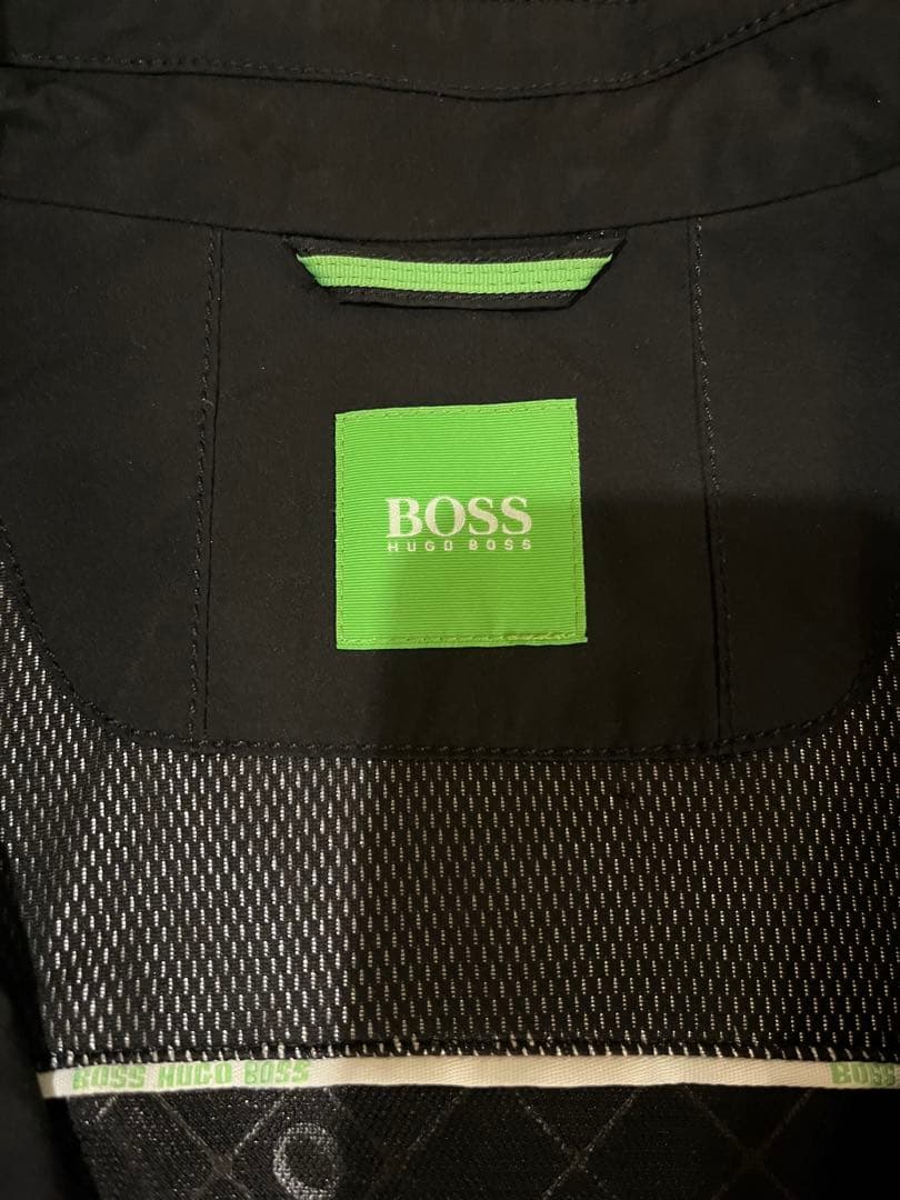 HUGO BOSS ライトジャケット・ブラック