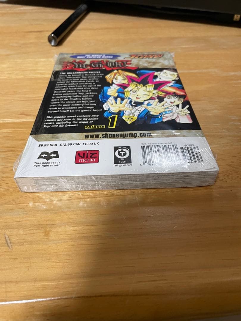 【新品未開封希少】遊戯王1巻　英語版　シュリンク付き　洋書