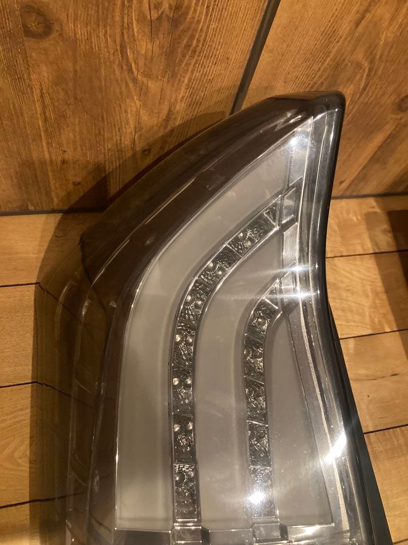 プリウス30 テールライト ZVW30 LED 左右セット LT-HU527