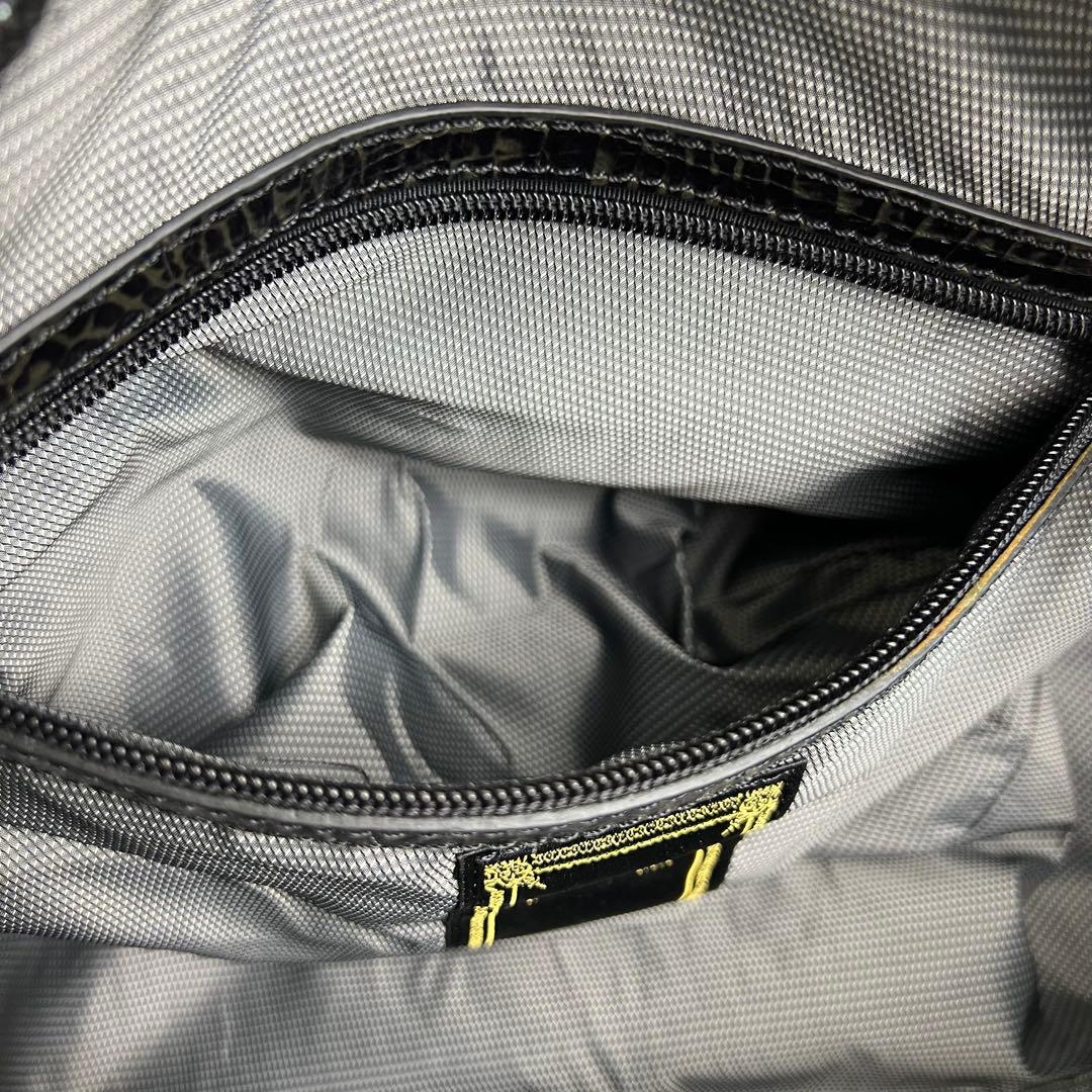 【クロコ✨】 サマンサキングス トートバッグ ボストン 型押し ロゴ ボタン 黒