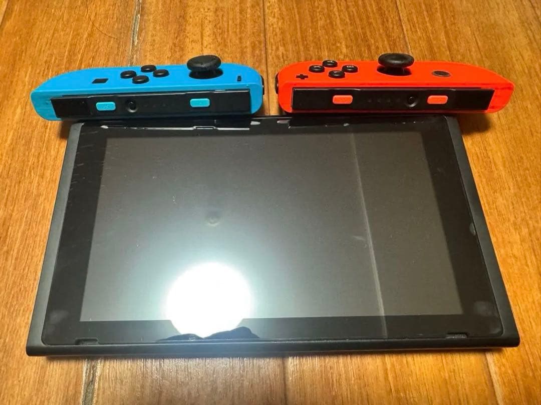 ゆ*ん様 Nintendo Switch 本体 青/赤とスプラトゥーン3セット