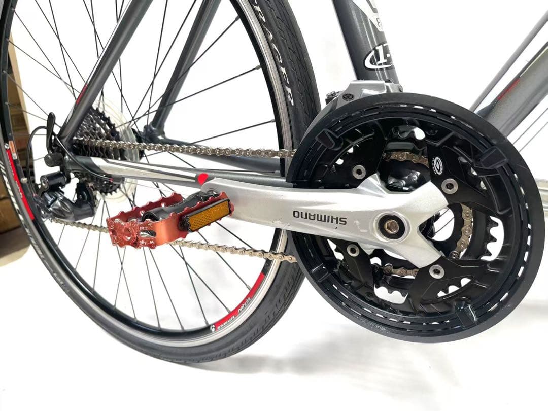 送料無料【即乘】TREK クロスバイク FX7.4 超軽量10.8キロ 27速