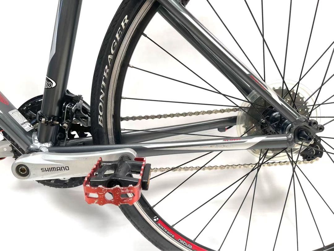 送料無料【即乘】TREK クロスバイク FX7.4 超軽量10.8キロ 27速