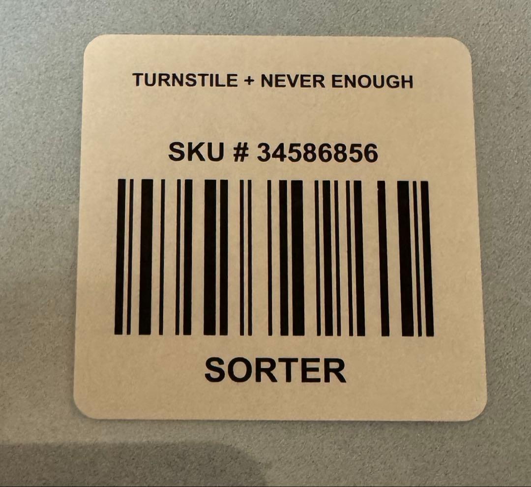 Hot Topic限定　NEVER ENOUGH レコード
