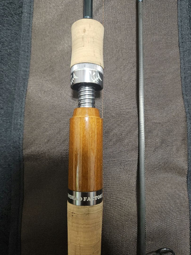 アンデッドファクトリー Laplace-D 61UL 朧蛍 トラウトロッド