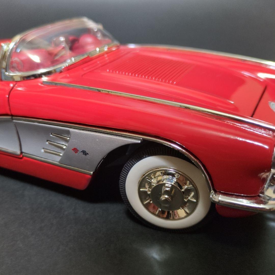 1/18ミニカー　CHEVROLET·CORVETTE·C1