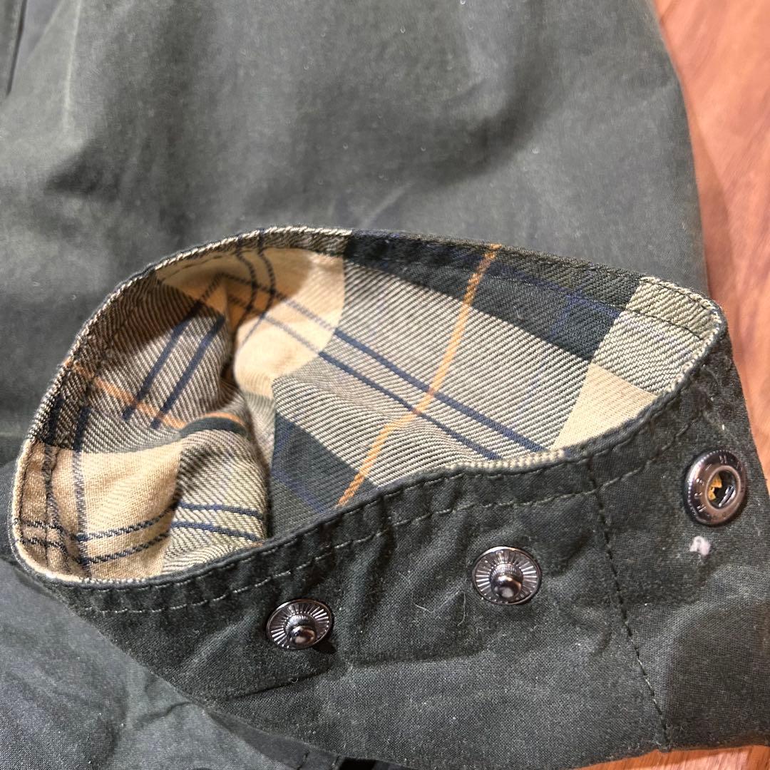 美品Barbour Beaufort 40セージ オイルドジャケット バブアー