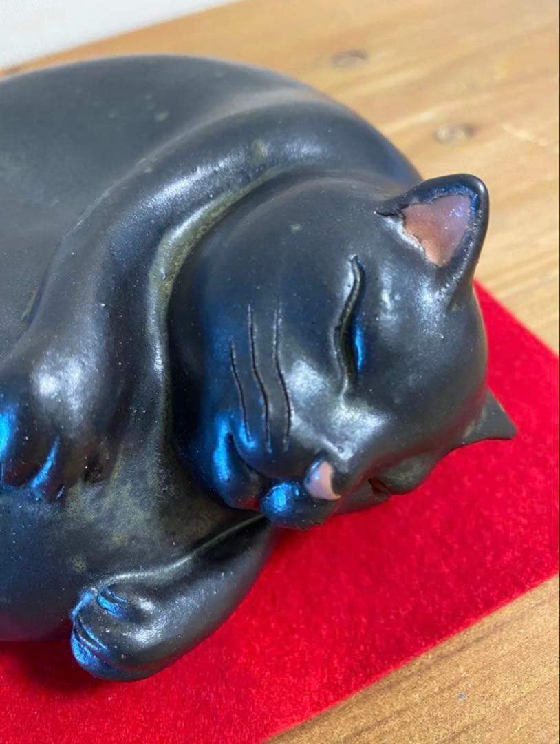 中古品【鏡餅 猫】黒猫♡猫の置物♡陶器製♡横向き♡