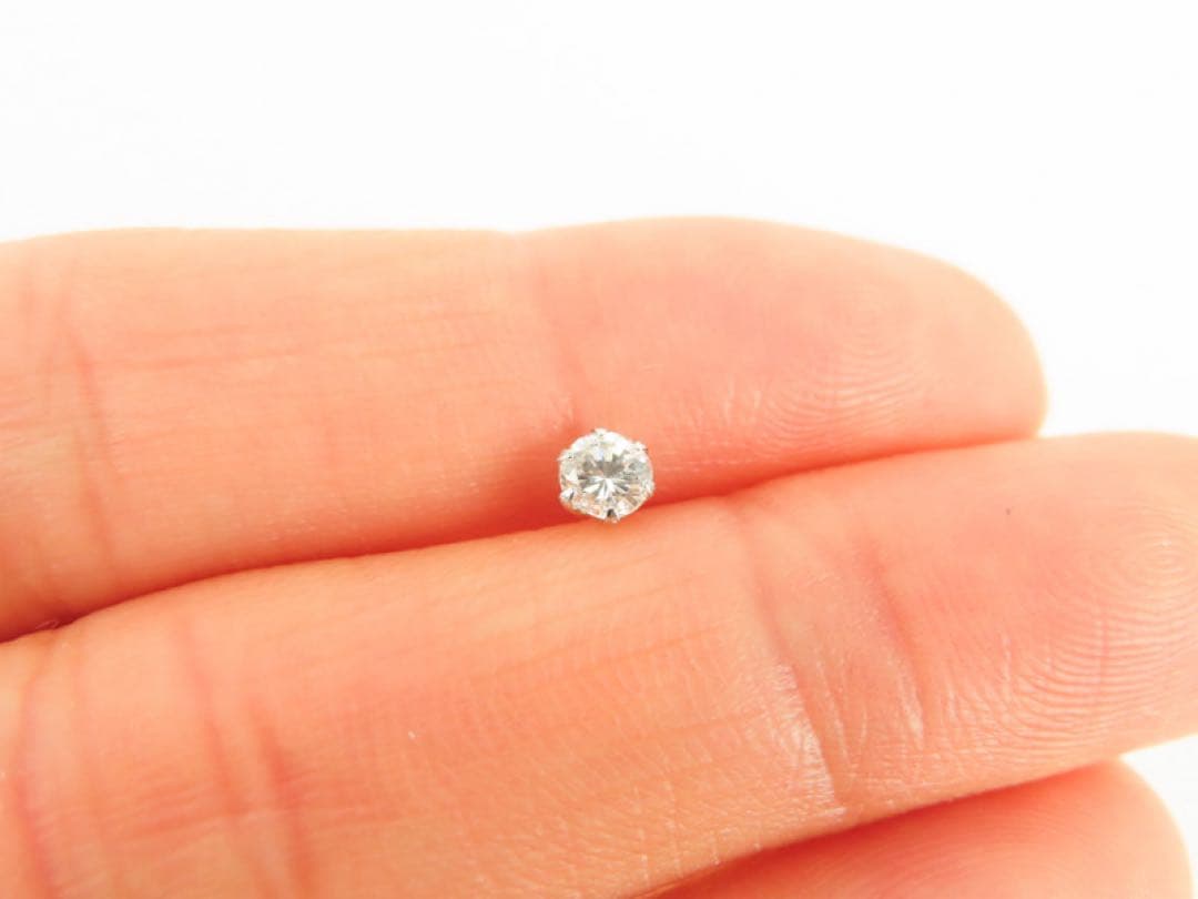 ヨ*ー様 【本物保証！】Pt900 天然ダイヤモンド0.2ct ピアス プラチナ