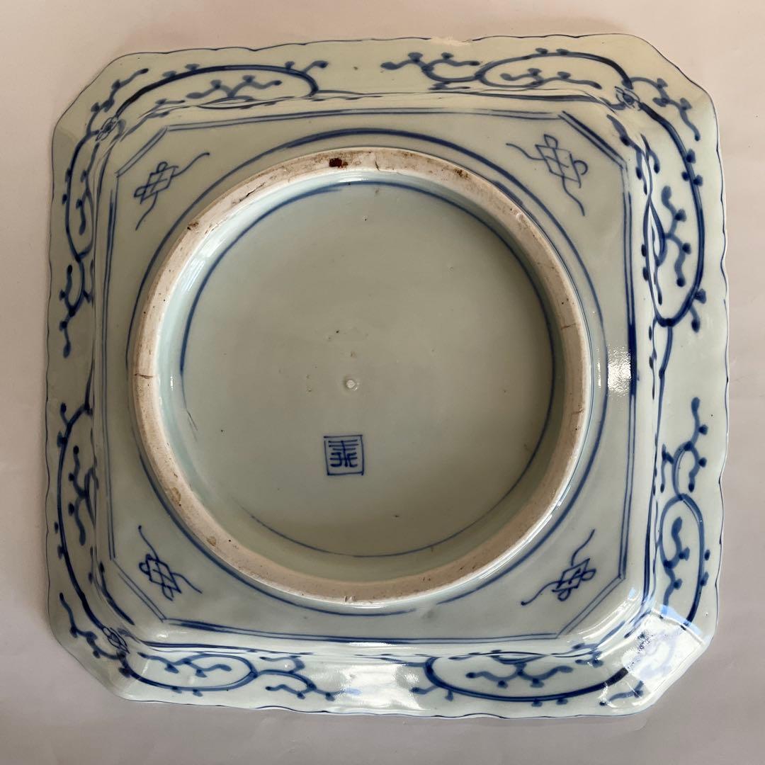 古伊万里染付芭蕉古代文字文四方皿　江戸時代中期頃